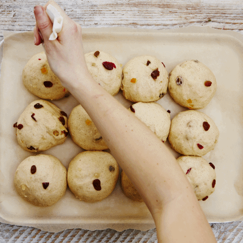 hot cross buns