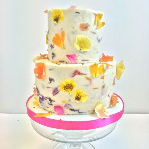 Bees bakery, yellow petal cake